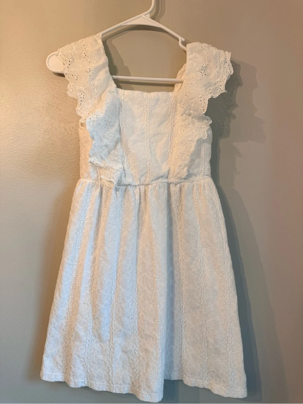 Zara Girls White Eyelet Lace Ruffle Dress